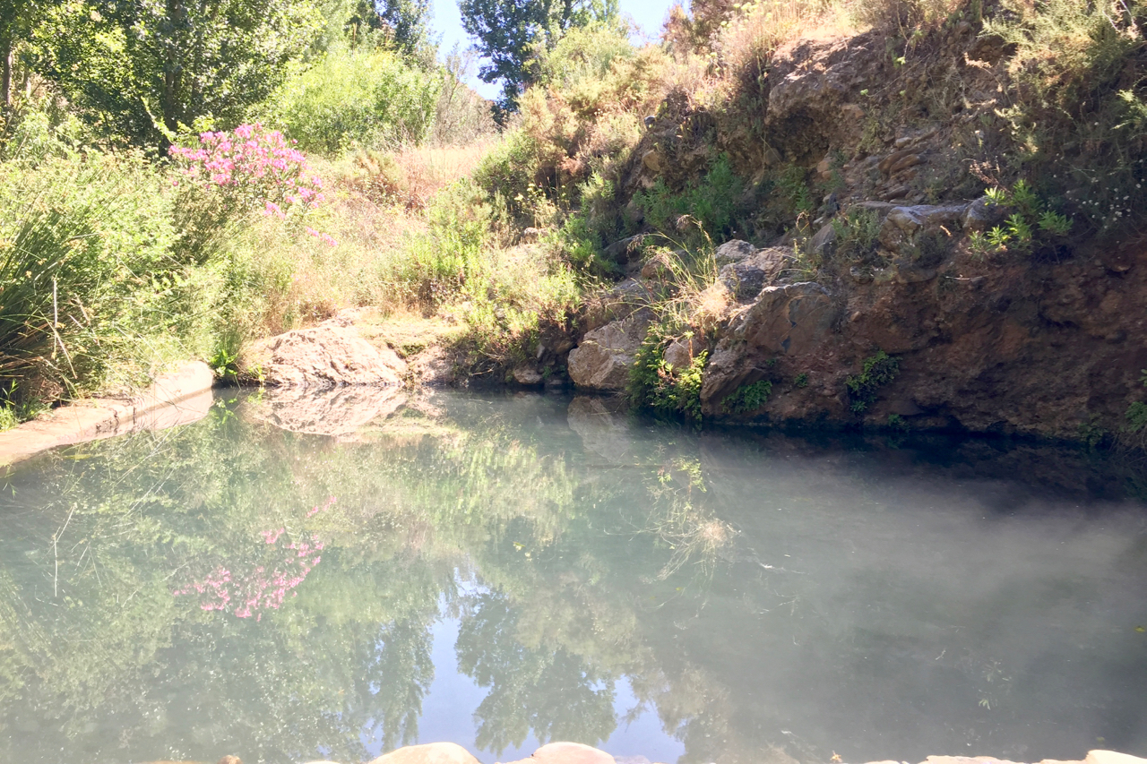 Das große Heilwasserbecken Baño de Bacamía