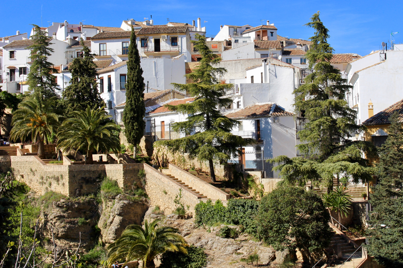 Die Terassen der Jardines de Cuenca