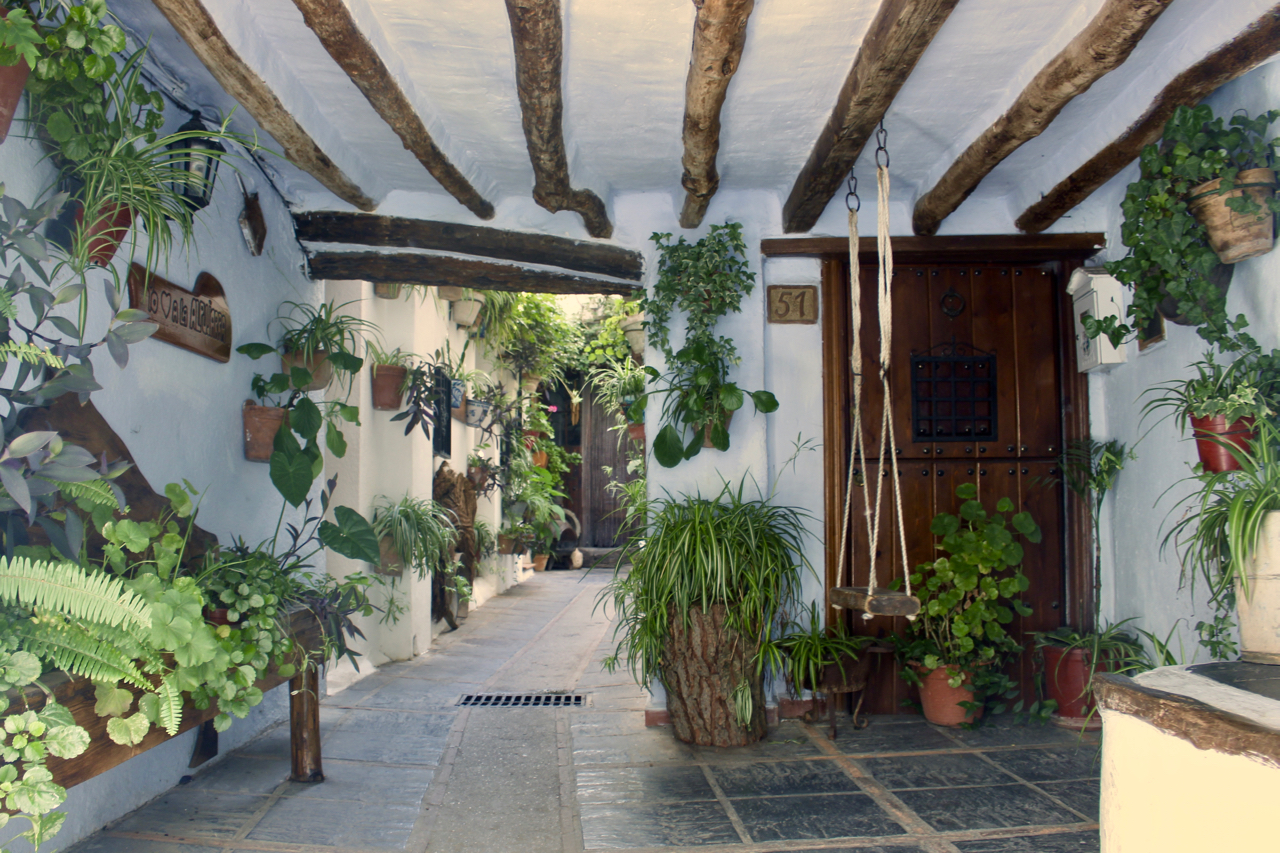 Hauseingang im  Barrio Hondillo in Lanjarón