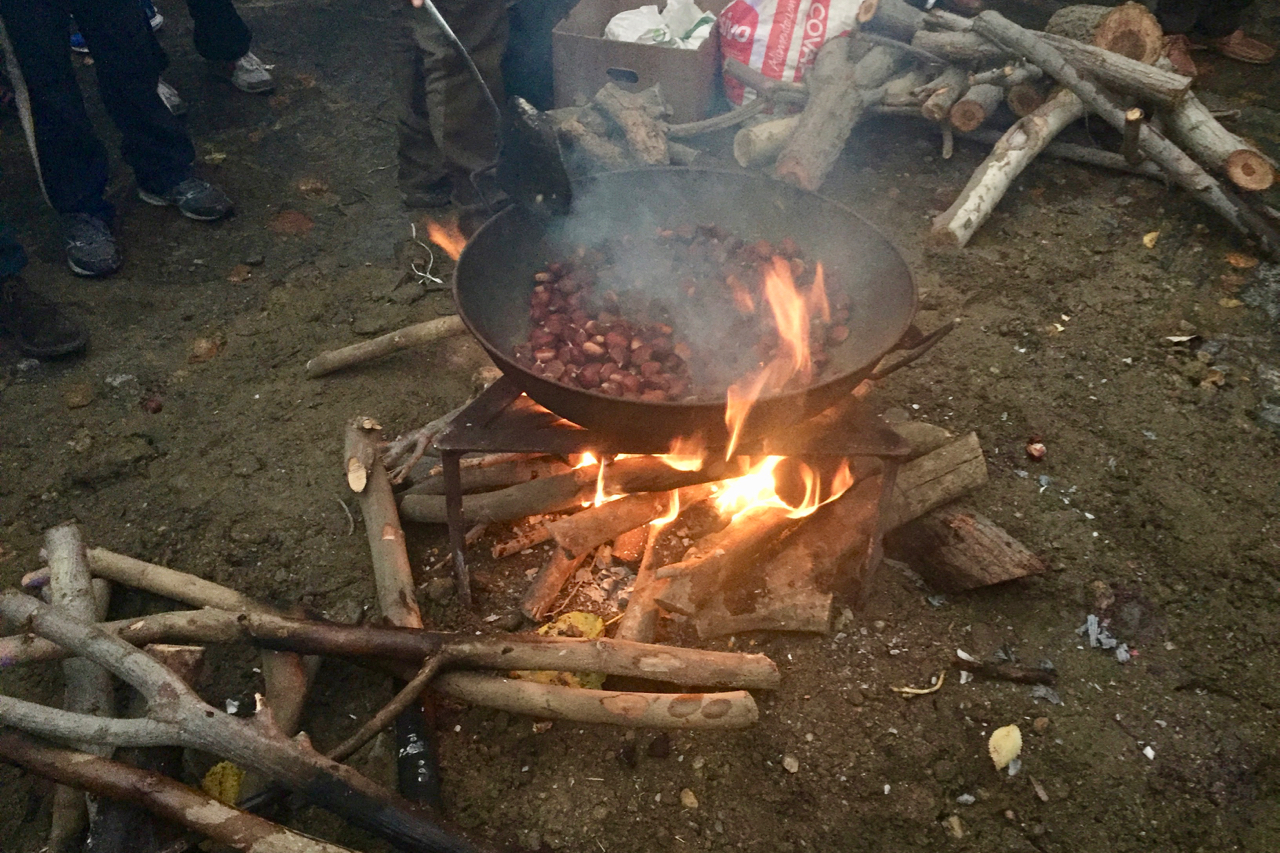 Gebratene Kastanien bei der Mauraca in Capileira