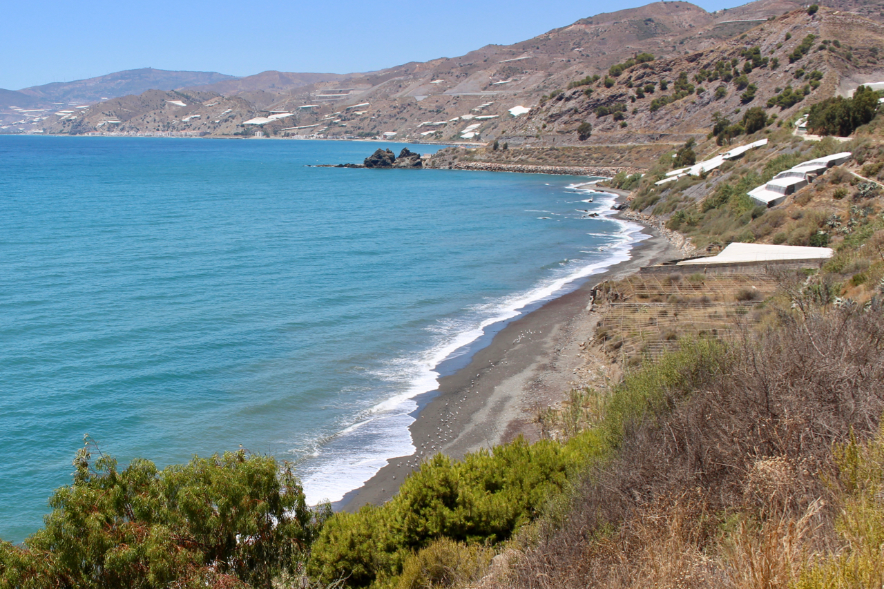 Strand Playa El Gaiterillo an der Costa Tropical