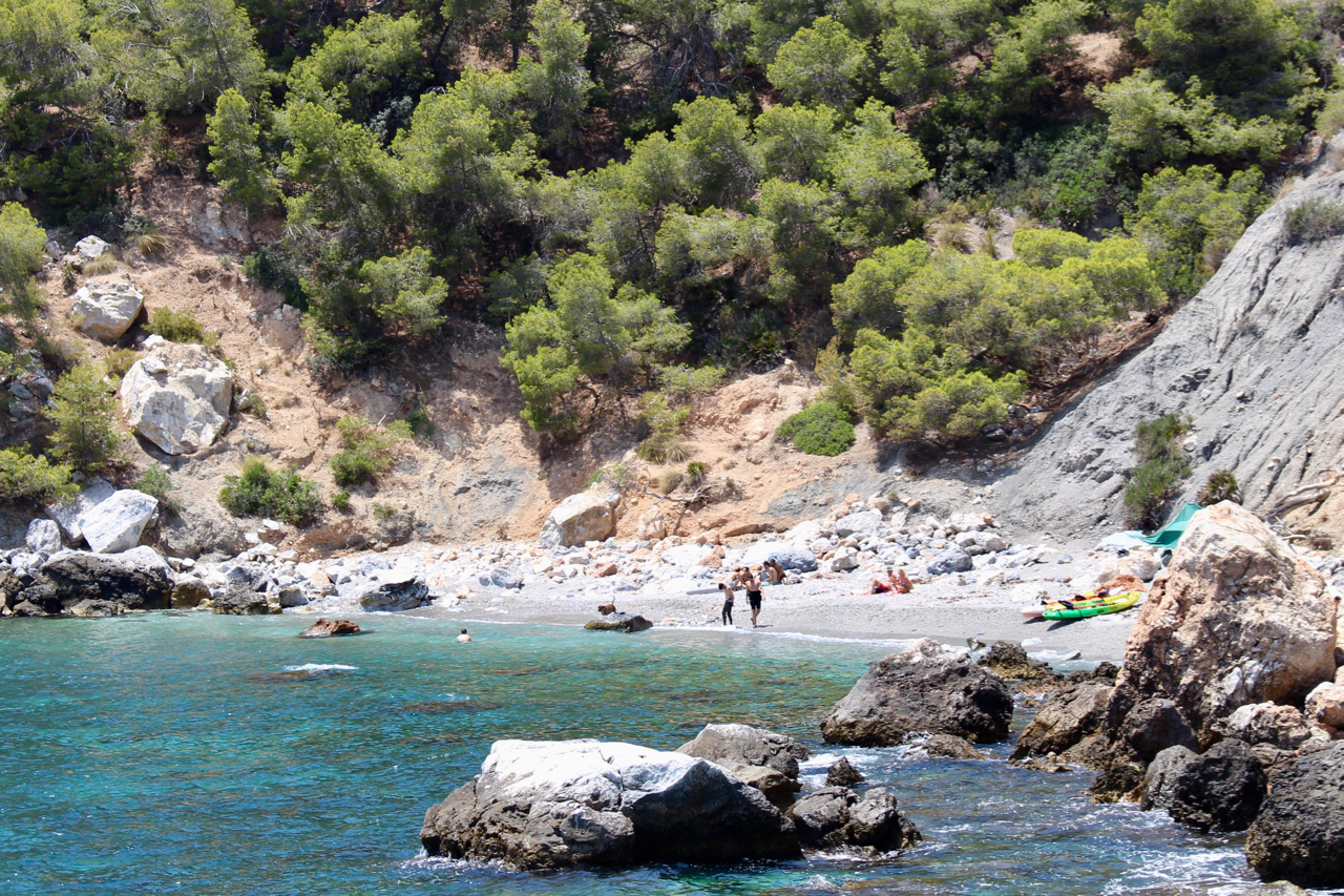 Playa La Calaiza in Almuñécar